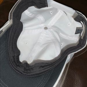 Nike Accessories - Nike golf hat Nike Accessories - Nike golf hat